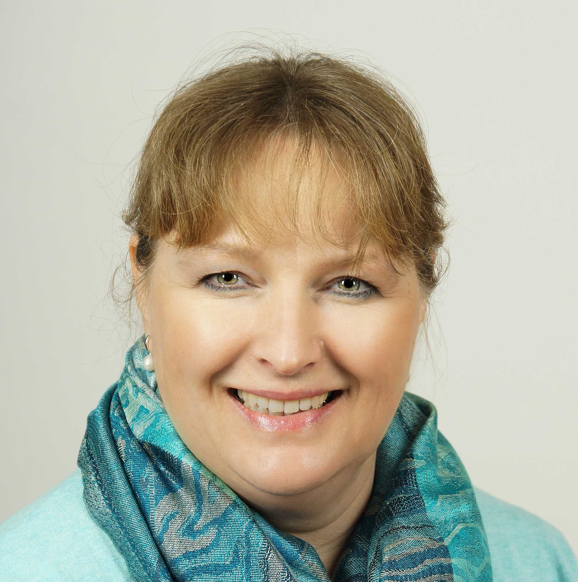 Dozent Marie-Luise Schulze-Jansen